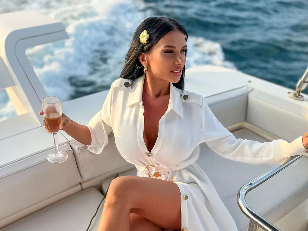 Raisa — Strong, independent, fierce, these all describe me. A fighter who knows what she wants and how to get it. I love to influence others and talk about my lifestyle and maybe become a role model to other women who need to feel inspired and empowered. I...