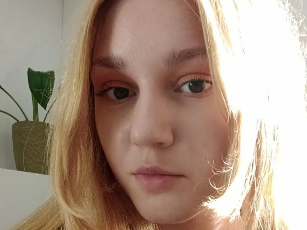 StefaniLuxe — I like to listen to music, especially the melodies that cause me warm memories.