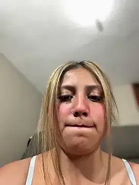 -Adrilux- on StripChat