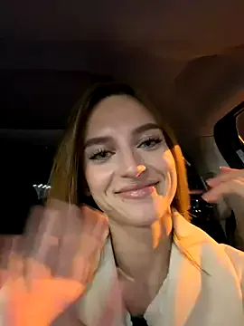 -AngelAri- on StripChat