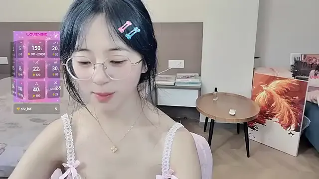 -ruoruo- on StripChat