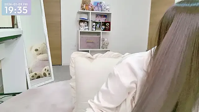 -SHINON- on StripChat