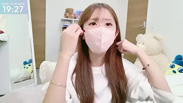 -SHINON- on StripChat