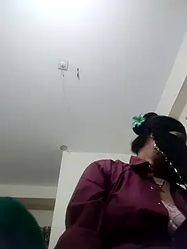 0-Naked_Queen-0 — Buy a new Mobile phone