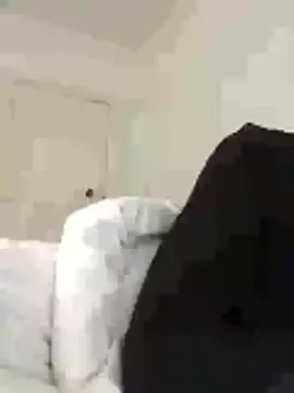 18yoteenvirgin on StripChat