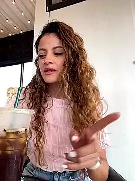 StripChat alana15 is Freechat alana15 — SNEAKY FINGERIN IN PUBLIC