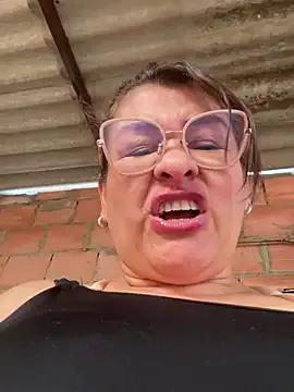 Freechat AlexxiaaMat on StripChat