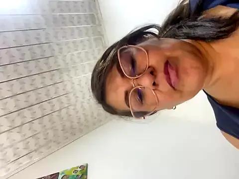 Freechat AlexxiaaMat on StripChat