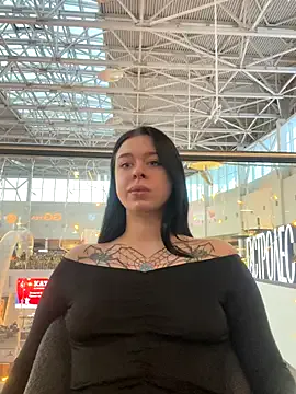 AlishaOfThorns on StripChat