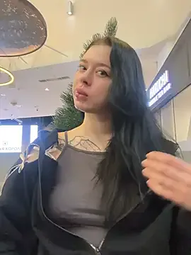 AlishaOfThorns on StripChat