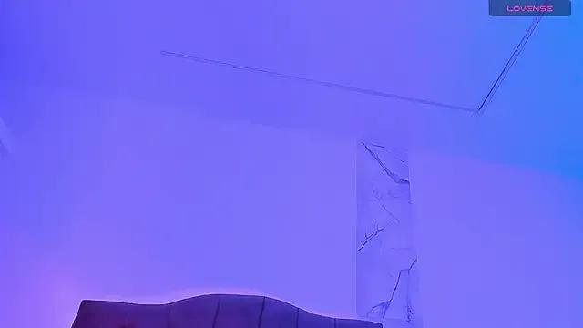 Freechat alysson_18 on StripChat