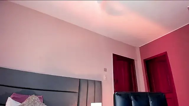 AmaraYasbel — I spank my ass and spread it: 99