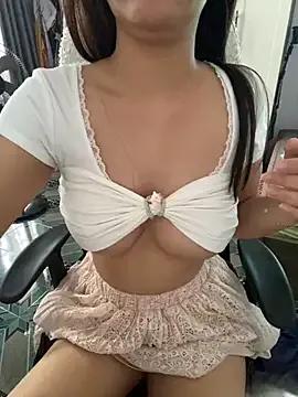 Freechat Ammy22 on StripChat