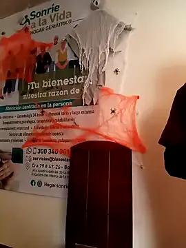 ANDREA-10_ on StripChat