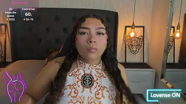 angelinemore on StripChat