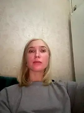 AngelJeni on StripChat