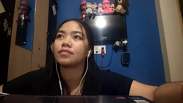 AntoninaDamewood — Make three emoji faces