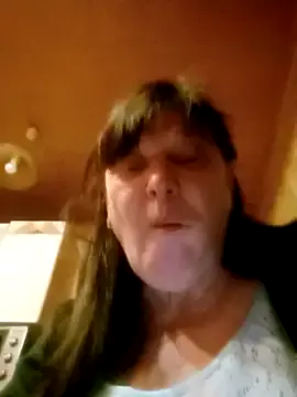 Apeesynka55211 on StripChat