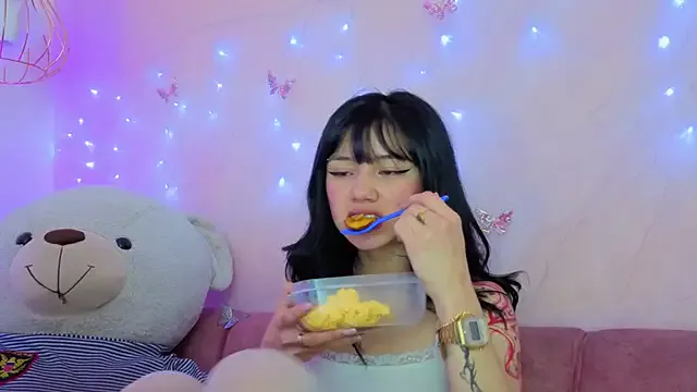 april_bennett on StripChat