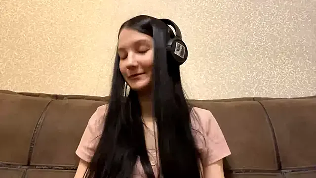 AurorAurora on StripChat