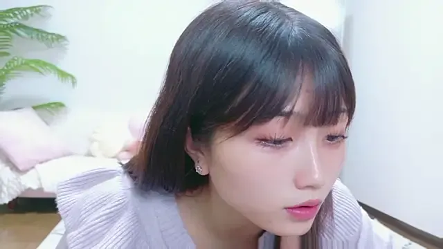 ayu-jpnk on StripChat