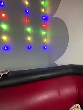 Azuna25 on StripChat