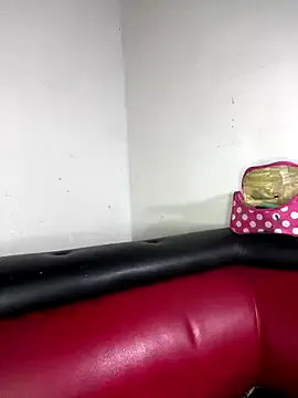 Azuna25 on StripChat