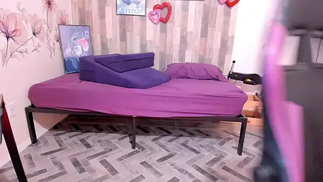 Bigt3ti on StripChat