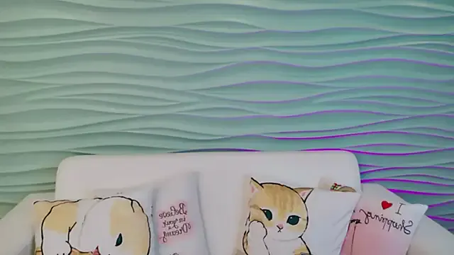 BigTitsLady- — SHOW TITS