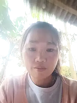 blonde_blg on StripChat