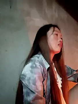 blonde_blg on StripChat