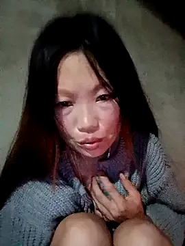 blonde_blg on StripChat