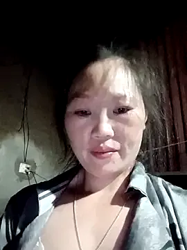 blonde_blg on StripChat