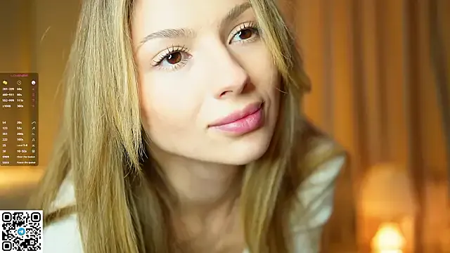 Blossom_Dream — tease lips close to camera