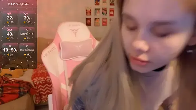 Britney_Lynch on StripChat