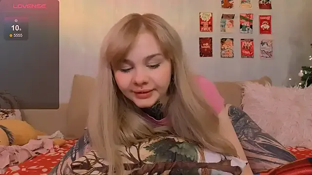 Britney_Lynch on StripChat