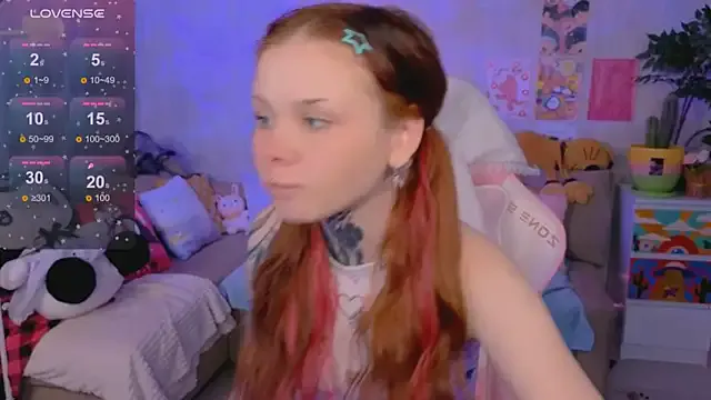 Britney_Lynch on StripChat