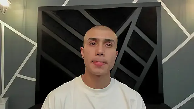 bruno_cavalli on StripChat