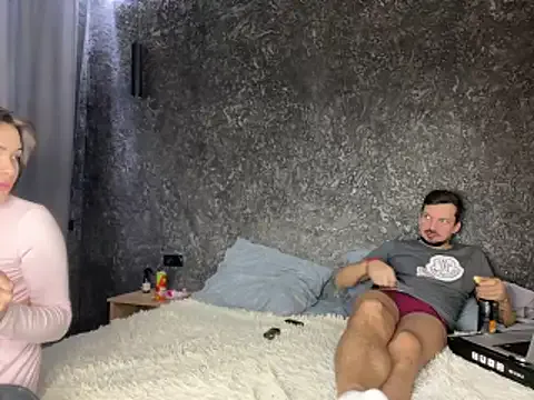 Bugs_and_Bunny on StripChat