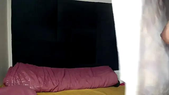 Freechat Busty-Londie on StripChat