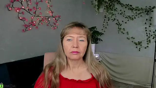 Carla_Vogue on StripChat