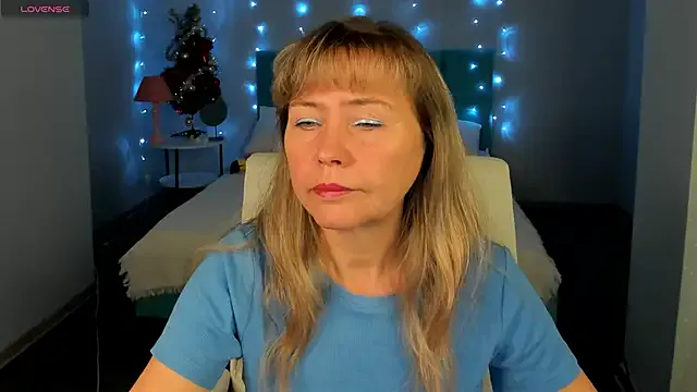 Carla_Vogue on StripChat