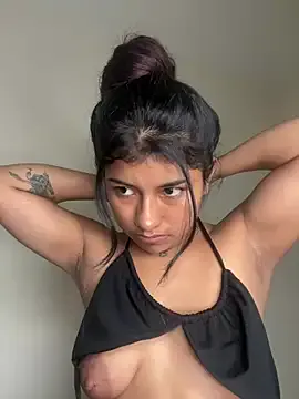 ChantalPetit on StripChat