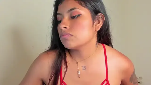 ChantalPetit on StripChat