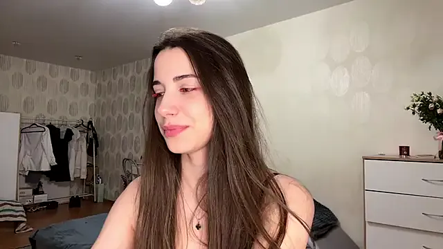 ChristianaLopze — Booty wagging left right