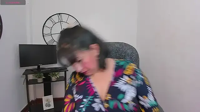 christy_ant on StripChat