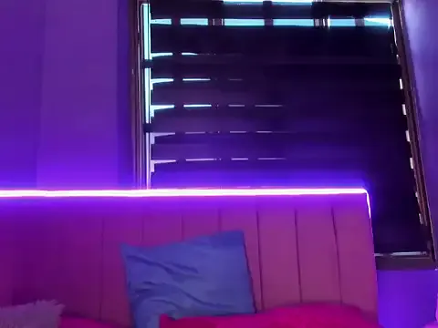 CintiaWalker on StripChat