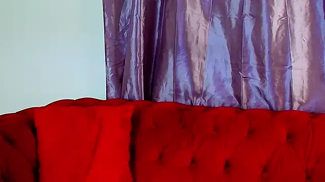 Cougar_Milff on StripChat