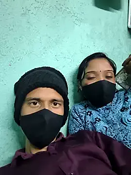 couplegk71 on StripChat