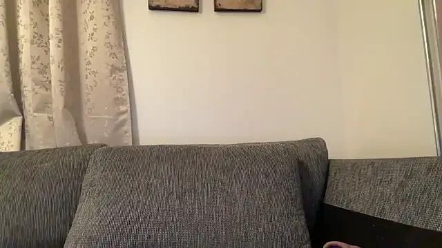 Freechat cumwithmee3 on StripChat